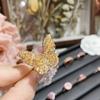 Camélia Europeia e Americana ins Estilo Francês luz de luxo meteoro linha Anel de diamante feminino banhado a 18K proteção de cor all-match socialite anel brilhante