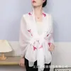 Bufanda Bordada Estilo Étnico Nueva para Otoño e Invierno 2026, Cortavientos y Cálida, Chal Elegante, Protector de Cuello para Mamá, Bufanda de Cuello Elegante para Mujer