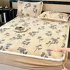 Outono e Inverno Espessado Esculpido Leite Veludo Lençóis de Cama Peça Única Forrado com Lã Cobertor de Cama Quente Veludo Coral Protetor de Colchão Conjunto de Três Peças