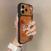 Capa para Celular Laranja Nuvem Cavalo Adequada para iPhone 17 Pro Max Apple 16 Pro Novo Modelo 15 Pro Nicho 16 Couro