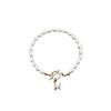 Pulsera para Mujer Retro Francés 26 Letras Iniciales Hebilla de Nutria Colgante de Letra Nicho Lujo Ligero Cobre Incrustado Cuentas de Circonia