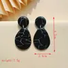 Brincos Criativos Artesanais de Argila Macia UV para Mulheres, Brincos de Nicho High-End, Tendência Estilo Escuro Pingentes de Orelha Pretos, Joias de Orelha de Argila
