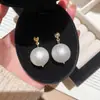 Pendientes de Perla de Algodón Retro de Alta Gama Franceses para Mujer Lujo Ligero Nicho Versátiles para el Trabajo Pendientes de Botón Pequeños de Frijol