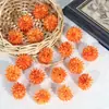 Nueva Exquisita Gota de Rocío Artificial Cabeza de Crisantemo Ping Pong Flor de Pasador DIY Arreglo Floral Decoración de Corona Floral Flor de Seda Decoración del Hogar