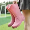 Botas de Lluvia de Moda Transfronterizas para Mujer de Altura Media Dulces Estilo Coreano Calzado de Goma Antideslizante Calzado Impermeable para Exteriores para Lavado de Autos para Mujeres