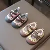 Zapatos nuevos para bebé cerrados para niños pequeños, zapatos de otoño para niños, zapatos antideslizantes de suela blanda para niños pequeños, zapatos de playa, zapatillas