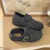 Sapatos Casuais de Lã com Forro de Pelúcia Femininos 2026 Outono/Inverno Novos Quentes Slip-on Fivela de Metal Mocassins Casuais Retrô Sapatos de Algodão