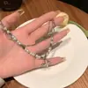 Colar de Pérolas de Camada Dupla com Borboleta Vazada de Pedra Olho de Gato para Mulheres, Corrente para Clavícula Versátil de Estilo Nicho, Acessório Doce e Descolado para Meninas Modernas