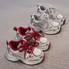 Zapatillas para Niñas 2026 Nuevo Otoño Plateadas Zapatos de Papá para Niños Malla Transpirable Niños Grandes Niñas Estudiantes