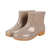 Novos sapatos aquáticos femininos, antiderrapantes e resistentes a odores, botas aquáticas de sola macia até a panturrilha, resistentes ao desgaste e impermeáveis, botas curtas para cozinha, lavagem de carro e chuva
