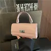 Bolso de mano de moda estilo coreano, nuevo diseño transfronterizo, bolso de hombro simple, bolso cruzado, bolso cuadrado pequeño para el trabajo, bolso de mano para mujer
