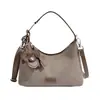 Nova Bolsa Tote Casual para o Outono/Inverno Bolsa de Ombro de Grande Capacidade com Senso de Design Feminino Mochila Estilosa de Nicho para Senhoras