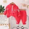 Conjunto de Sudadera de Otoño para Niñas 2025 Nuevo Elegante Conjunto Deportivo de Primavera y Otoño para Estudiantes Bebés Conjunto de Dos Piezas de Moda Tendencia