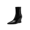 Botas Elásticas de PU para Mujer Botas Adelgazantes Otoño Invierno Nueva Llegada Punta Fina Cremallera Lateral Tacón de Cuña Botas de Tacón Alto para Mujer Botines Elásticos de Tobillo Estilo Europeo Americano