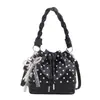 Bolsa Saco com Cordão Estilo Coreano Moda Feminina Verão 2026 Nova Bolsa de Ombro Transversal Nuvem Bolsa de Mão Simples de Nicho