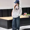 Conjunto Casual de Otoño para Niñas 2026 Nuevo Moda Camiseta de Manga Larga de Otoño y Pantalones de Pierna Ancha de Mezclilla Conjunto de Dos Piezas para Niñas