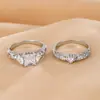Anillo estilo coreano para mujer Anillo de oro blanco con circonita y diamante estilo europeo y americano Conjunto de anillos de compromiso populares europeos y americanos Combinación