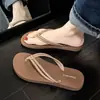 Chanclas de Nuevo Estilo para Mujer, Para el Verano al Aire Libre, Antideslizantes, Resistentes al Desgaste, Modernas y Versátiles, Sandalias de Playa