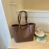 Bolso tote tejido retro para mujer, nuevo bolso de hombro de moda 2026, gran capacidad, bolso sencillo y texturizado para el día a día