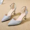 Nuevas sandalias de tacón alto versátiles de verano para mujer con diseño hueco, punta fina, tacón delgado, zapatos de tendencia nicho 2026