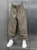 Pantalones Casuales de Pana de Alta Gama para Hombre, Nuevo Estilo Invierno 2025, Forrados de Polar y Engrosados, Pantalones Harem de Corte Ajustado para Hombre