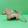Atacado Em Estoque Pingente de Cachorro Dachshund Pequenos Acessórios de Couro Charms de Bolsa Desenho Animado Fofo Chaveiro de Couro com Desenho Animado