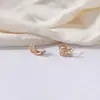 Brincos Franceses Europeus e Americanos Femininos Nicho Retrô High-end Vento Frio Tarraxa de Orelha Argola de Orelha Novo Design Sense Tarraxa de Orelha Mulheres Elegantes