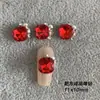Arte de Uñas Vintage con Acabado Rojo con Pedrería Apilada, Base Curva, Pedrería Grande, Perla, Arte de Uñas Deslumbrante, Pedrería Apilada, Hacha, Decoración de Uñas de Caramelo