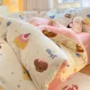 Juego de Cuatro Piezas de Terciopelo de Leche Engrosado de Invierno Funda Nórdica de Franela Coral Sábana Bajera de Doble Cara de Felpa Funda Nórdica Sábana Bajera Ajustable Juego de Tres Piezas