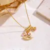 Collar de Acero de Titanio con Circonita para Mujer 2026 Nuevo Estilo Moda de Alta Gama Versátil Elegante Colgante de Cobre Microincrustado Joyería al por Mayor