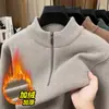Suéter de punto de terciopelo de visón de una pieza de invierno transfronterizo para hombre, cuello semi-alto, con cremallera, tejido, color liso, forrado de felpa, camiseta base engrosada para hombre