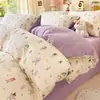 Conjunto de quatro peças de gaze dupla camada fofa de alto peso com bolinhas de desenho animado fofas, lençol e capa de edredom para dormitório estudantil