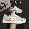 Tênis brancos para mulheres, nova coleção primavera/outono 2026, modernos e versáteis, moda de nicho, sapatos baixos casuais