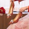 Elegantes y de Alta Gama Zapatos de Novia Franceses de Tacón de Aguja Tacones Rojos Nuevos de Moda Primavera y Verano 2025 Zapatos de Boda para Mujer