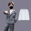 Conjunto de terno casual para meninos, nova coleção de outono 2026, terno infantil de tamanho médio e grande, conjunto de primavera e outono para crianças, casaco da moda com listras