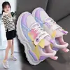 Zapatos para niños Jinjiang zapatos para mujer 2022 Primavera y Otoño nuevos zapatos deportivos para niños moda malla para niños de primaria