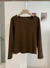 Camiseta básica feminina KEKEZOON de cor sólida, gola U, manga longa, corte justo, ombros retos 8800