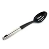 Conjunto de Utensílios de Cozinha de Nylon: Concha para Sopa, Batedor de Ovos, Espátula, Amassador de Batatas, Escorredor, Pegador de Macarrão, Colher com Cabo de Aço Inoxidável