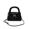 Bolso Pequeño Cuadrado Bordado Acolchado Kelly 2026 Verano Nuevo de Moda Versátil Cadena de Bolas Doradas Bolso Cruzado