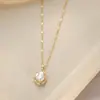 Elegante Colgante Cadena Clavícula Forma de Corazón Celebridad de Internet, Collar de Lujo Ligero Nicho de Gama Alta, Cadena para Suéter con Diseño de Perla Artificial