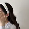 Diadema de Moda y Elegante Estilo Coreano con Ala Ancha y Acabado de Lujo, Diadema de Esponja Estilo Hong Kong para una Corona Alta, Accesorio para el Cabello Reductor de Edad para Niñas