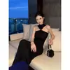 Vestido Puro y Atractivo de Cuello Halter sin Mangas para Mujer, Nueva Moda de Primavera, Ceñido a la Cintura, Adelgazante, Aspecto de Alta Gama, Vestido Largo Bodycon