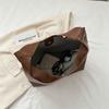 Bolso Retro de Gran Capacidad para Primavera y Verano para Mujer 2026 Nuevo de Moda Popular Versátil Bolso de Hombro de Moda Bolso Tote Tipo Cubo