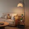 Lámpara de pie de mesa de café de doble capa de almacenamiento de moda, lámpara de pie de noche para dormitorio, lámpara decorativa de mesa de café lateral para sofá de sala de estar
