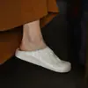 Nuevos Zapatos Casuales de Verano 2026 Slip-On Zuecos Perezosos de Media Punta Sandalias Cerradas para Aumentar la Altura Zapatos Mula Simples Franceses