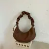Bolsa Tote Casual Plissada Estilo Coreano Bolsa Dumpling Feminina 2026 Chegada Nova Primavera Cedo Texturizada Estilosa Cotidiana Retrô Bolsa de Mão