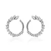 Brincos de argola com zircônia cúbica super brilhante, estilo europeu e americano, novos modelos da moda para o frio, brincos de pressão com brilho exagerado para mulheres.
