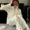 Pijama de forro polar estilo dulce con nudo de mariposa, nuevo conjunto de cárdigan de manga larga de moda otoño/invierno para mujer