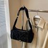 Bolso de Gran Capacidad para Mujer Otoño e Invierno Combinación con Todo 2024 Nuevo Diseño Nicho Casual Bolso de Hombro Bolso Almohada para Viaje