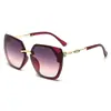 Gafas de Sol para Mujer de Moda y Tendencia con Protección UV para Exteriores, con Montura Grande que Hace que el Rostro Parezca Más Pequeño, Gafas de Sol Versátiles
